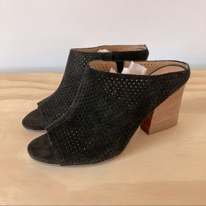 Like New Franco Sarto Chunky Black Heels